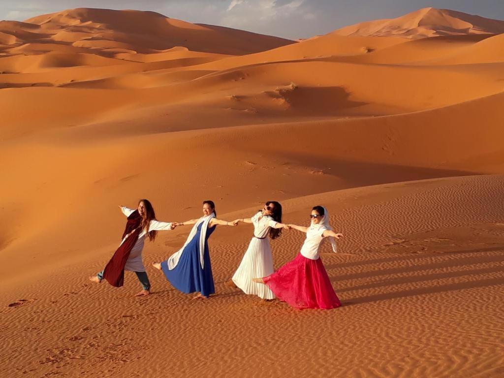Merzouga Sahara Luxury Camp Esterno foto